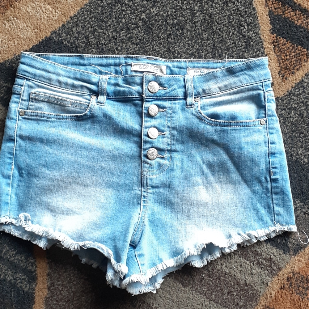 WILD BLUE Distressed Button Fly Cut Off Short